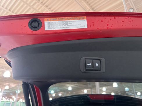 New 2025 Mitsubishi Outlander SE image 14