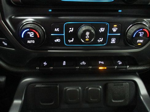 Used 2016 Chevrolet Silverado 1500 LTZ Z71 w/ LTZ Plus Package image 28