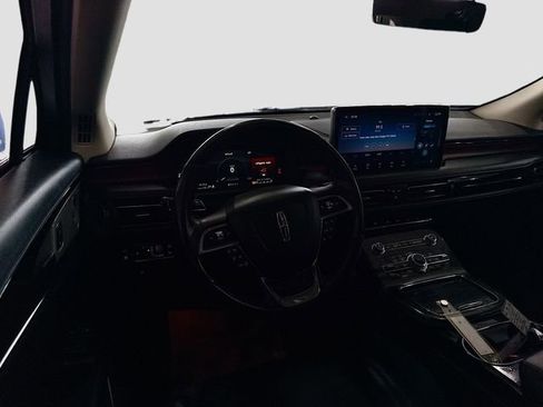 Used 2021 Lincoln Nautilus Reserve w/ Equipment Group 202A image 24