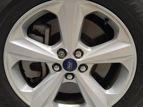 Used 2021 Ford Edge SE FWD image 31