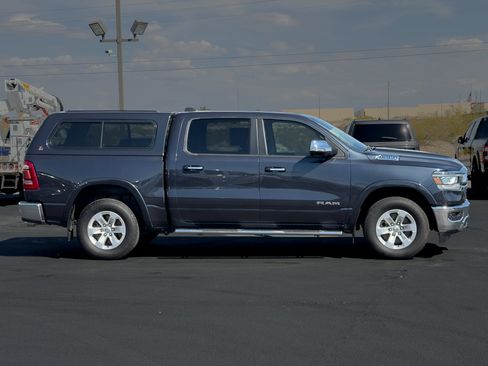 Used 2021 RAM 1500 Laramie AWD/4WD image 6