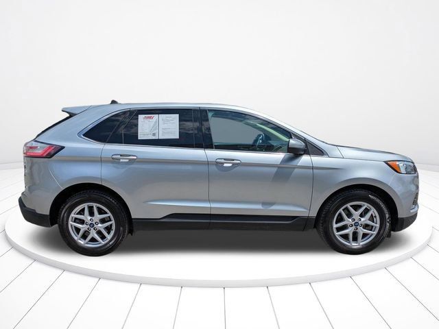 Used 2022 Ford Edge SEL AWD/4WD image 3