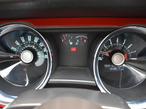 Used 2011 Ford Mustang GT RWD image 13
