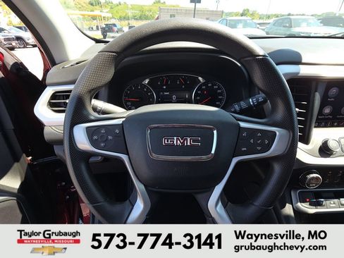 Used 2023 GMC Acadia SLE w/ Driver Convenience Package FWD image 17