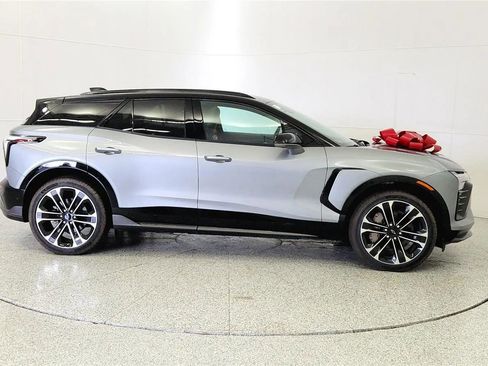 New 2026 Chevrolet Blazer EV SS AWD/4WD image 8