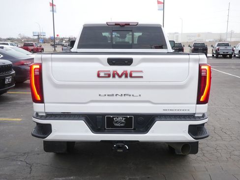Certified 2025 GMC Sierra 3500 Denali w/ Technology Package image 6
