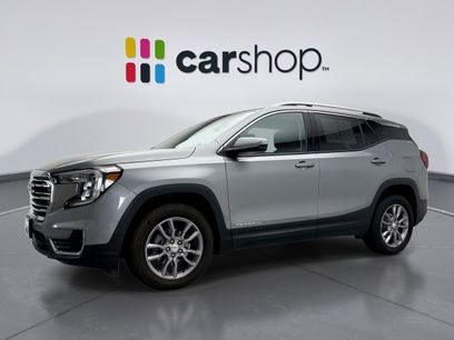Used 2024 GMC Terrain SLT