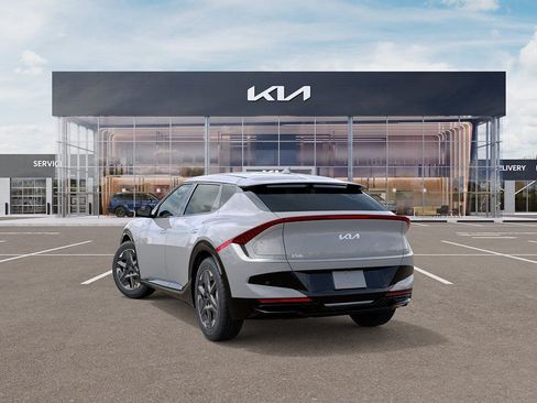 New 2026 Kia EV6 Light RWD image 4
