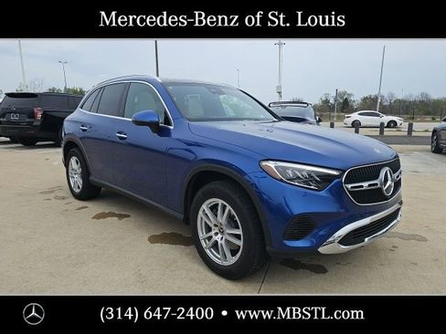 Used 2026 Mercedes-Benz GLC 300 4MATIC image 2