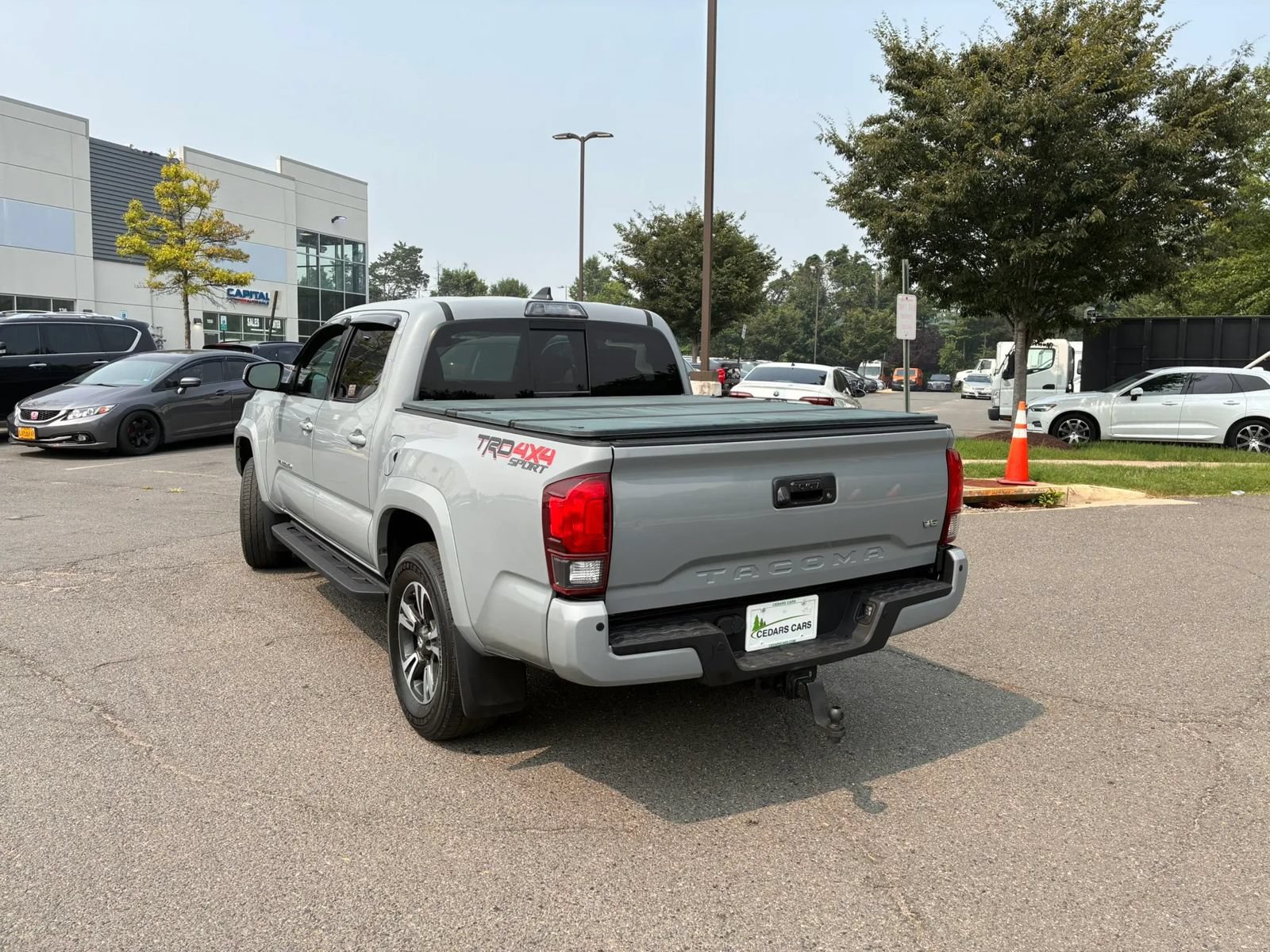Used 2019 Toyota Tacoma TRD Sport AWD/4WD image 5