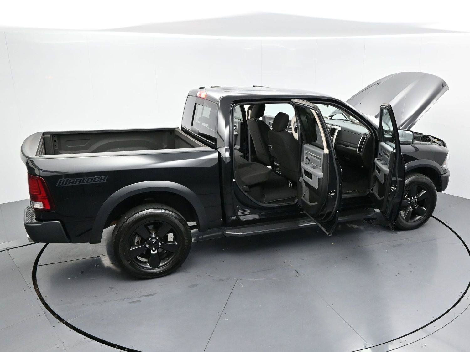 Used 2020 RAM 1500 Warlock AWD/4WD image 38