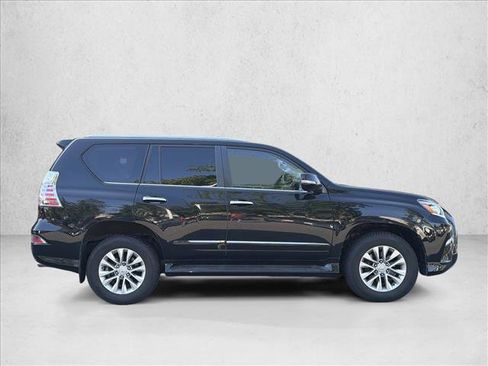 Used 2018 Lexus GX 460 Premium w/ Premium Package AWD/4WD image 4