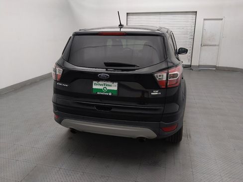 Used 2017 Ford Escape SE AWD/4WD image 7