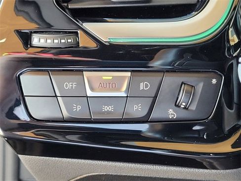 Used 2023 BMW Z4 M40i w/ Premium Package image 16