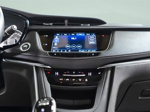 Used 2022 Cadillac XT5 Premium Luxury w/ LPO, Floor Liner Package image 14