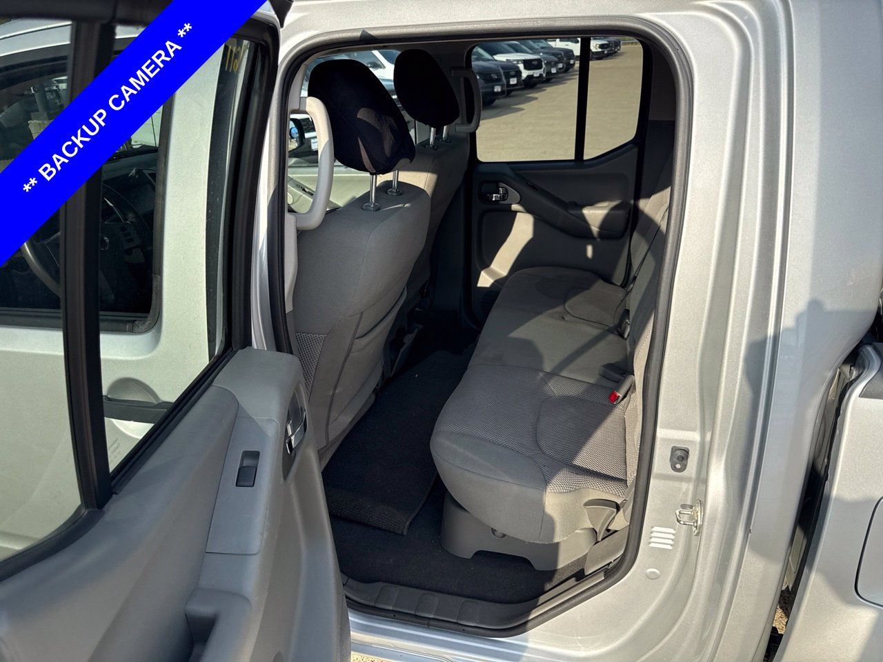 Used 2019 Nissan Frontier SV RWD image 6