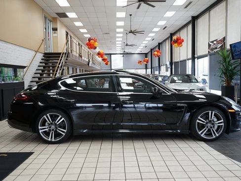 Used 2014 Porsche Panamera 4S Executive w/ Sport Chrono Package image 18