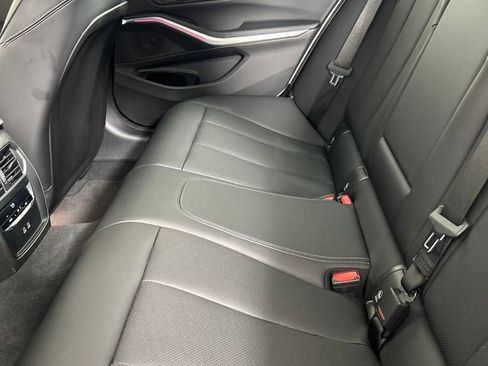 Used 2024 BMW 330e xDrive image 35