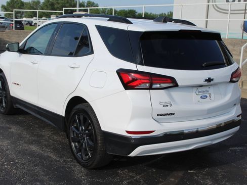 Used 2022 Chevrolet Equinox RS w/ RS Leather Package FWD image 6