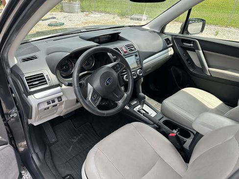 Used 2016 Subaru Forester 2.5i Limited AWD/4WD image 9