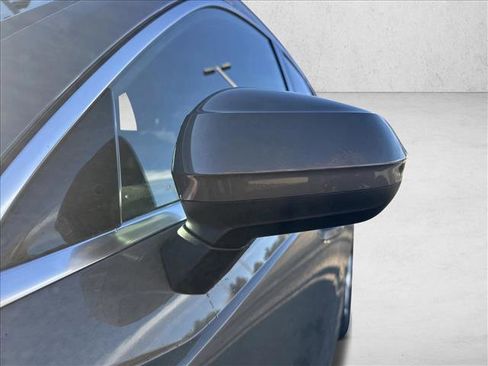 Used 2022 Audi Q3 2.0T Premium w/ Convenience Package image 11