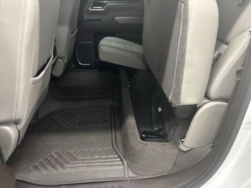 Used 2023 Chevrolet Silverado 1500 LTZ AWD/4WD image 17
