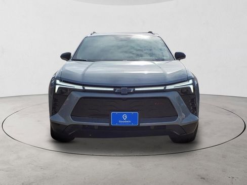 New 2025 Chevrolet Blazer EV RS image 2