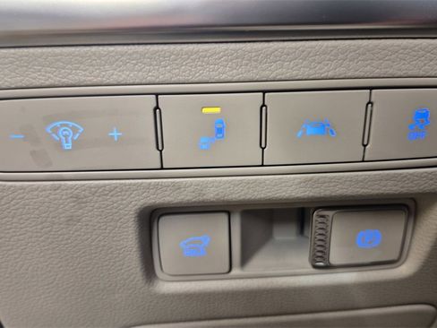 Used 2022 Hyundai Palisade Calligraphy image 27