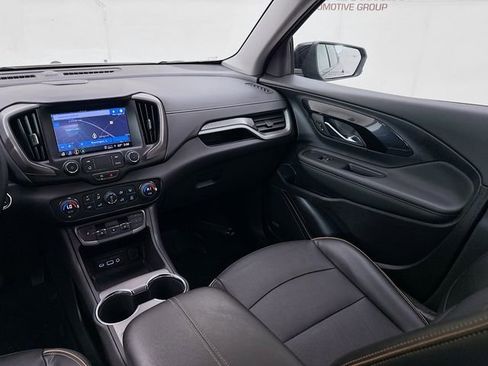Used 2024 GMC Terrain AT4 w/ Infotainment Package II image 26