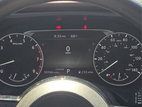 Used 2022 Nissan Rogue SV FWD image 9