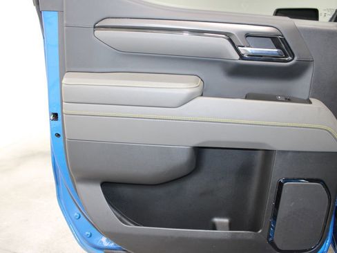 Used 2024 Chevrolet Silverado 1500 ZR2 w/ Technology Package image 55