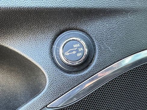 Used 2018 Buick Enclave Essence image 26