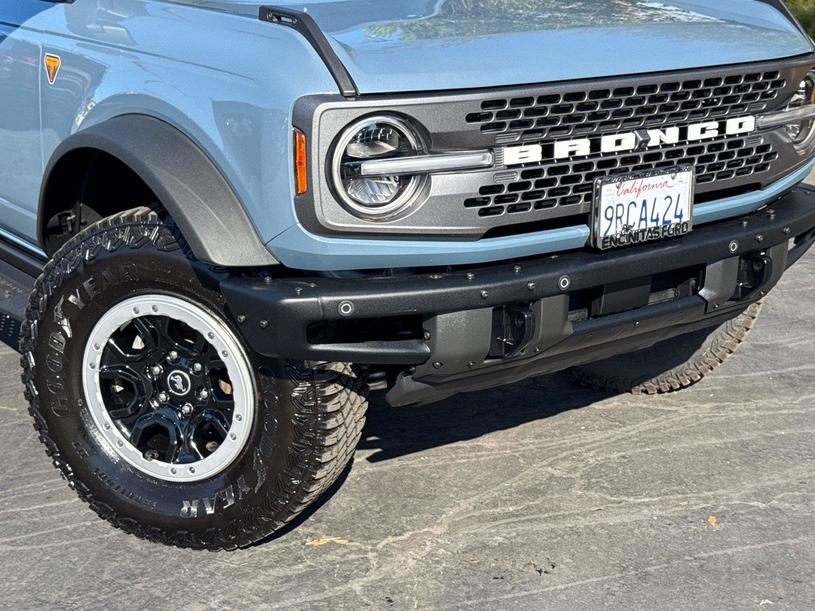 Used 2024 Ford Bronco Badlands AWD/4WD image 3
