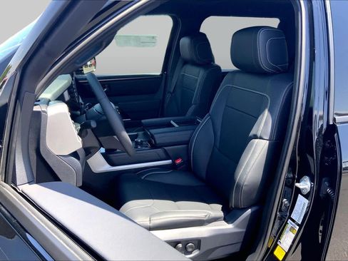 New 2026 Toyota Tundra SR5 AWD/4WD image 9