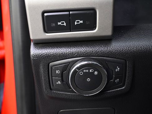 Used 2017 Ford F150 Lariat image 25