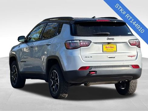 Used 2024 Jeep Compass Trailhawk image 4