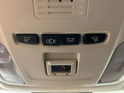 Used 2022 Toyota Corolla LE FWD image 17