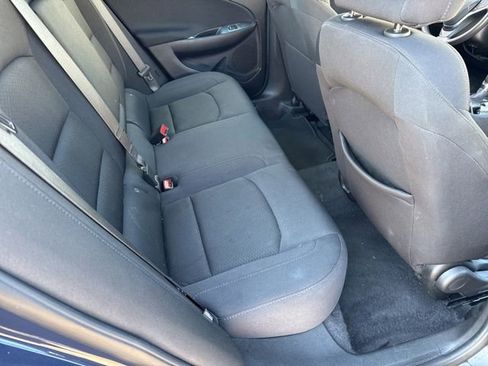 Used 2025 Chevrolet Malibu LT FWD image 5