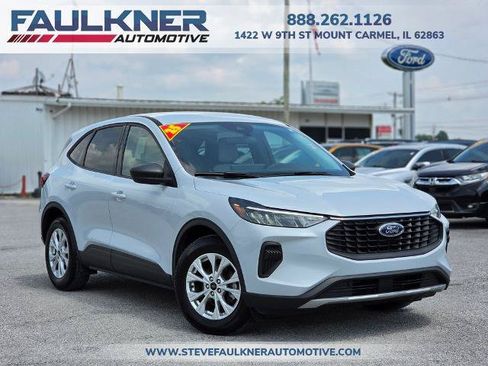Certified 2025 Ford Escape Active w/ Tech Pack #1 FWD image 1