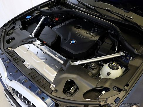 Certified 2024 BMW X4 xDrive30i w/ Premium Package image 40