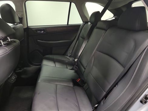 Used 2019 Subaru Outback 2.5i Limited w/ Popular Package #2 image 20