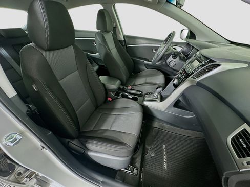 Used 2014 Hyundai Elantra GT FWD image 27