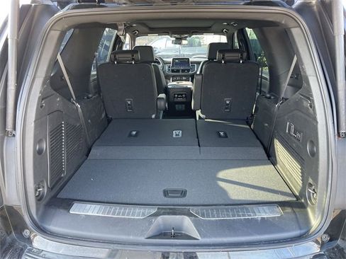 Used 2023 Chevrolet Tahoe Z71 w/ Luxury Package image 22