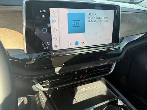 New 2026 Volkswagen Atlas SE image 18