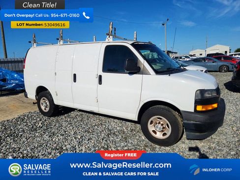 Used 2020 Chevrolet Express 2500 w/ Driver Convenience Package RWD image 5