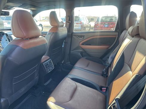 Used 2025 Subaru Forester Touring w/ Popular Package - Touring image 18