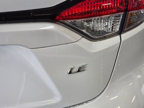 Used 2024 Toyota Corolla LE image 14