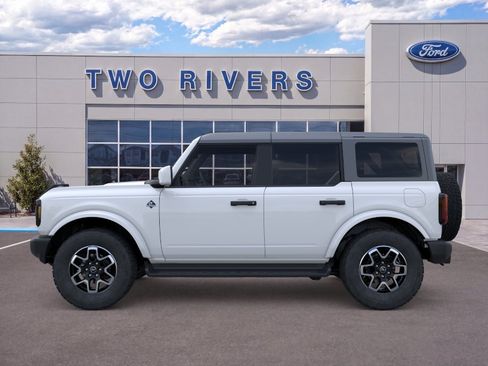 New 2026 Ford Bronco Outer Banks AWD/4WD image 3