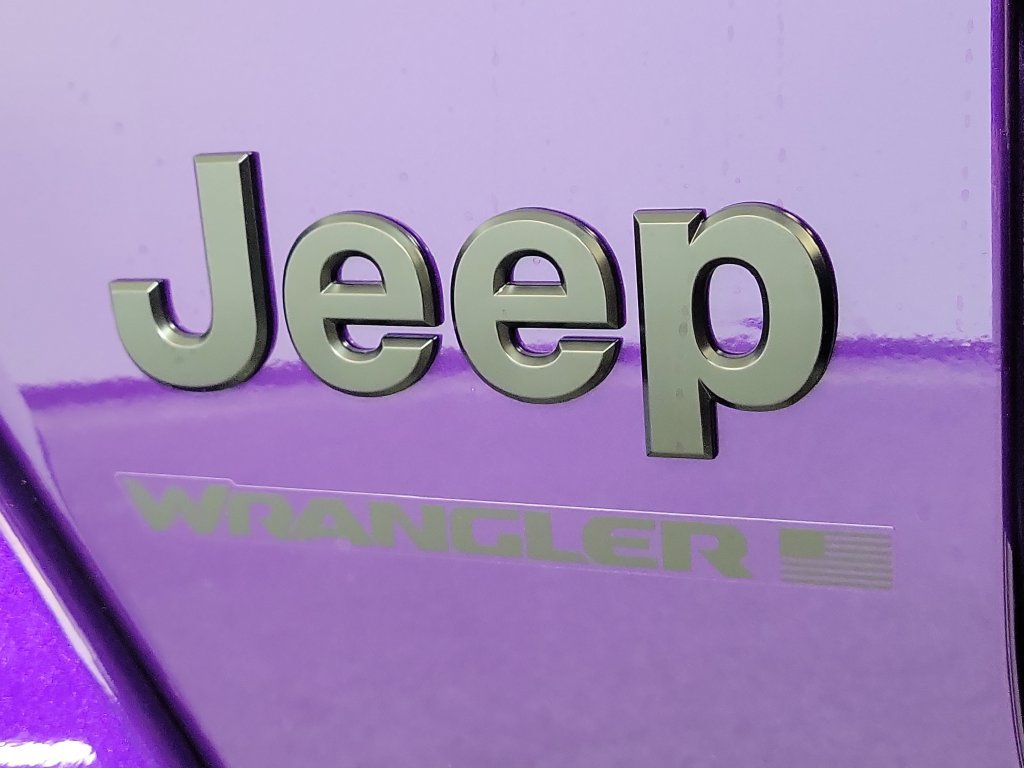 New 2026 Jeep Wrangler Unlimited Sahara w/ Technology Group AWD/4WD image 8