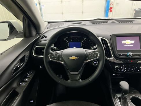 Used 2024 Chevrolet Equinox LT w/ LPO, Floor Liner Package FWD image 11